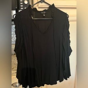 Jessica Simpson black top. Size small